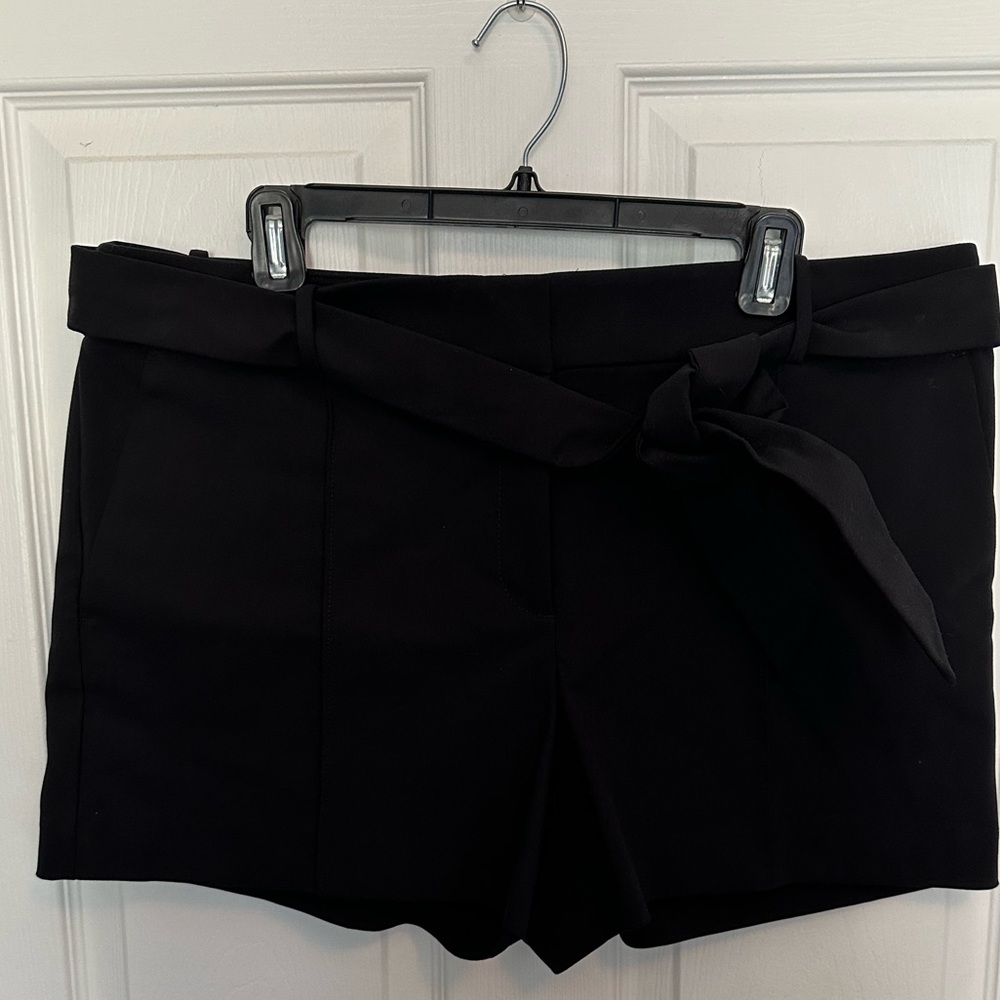 Ann Taylor Loft Black Shorts NWT:Size14